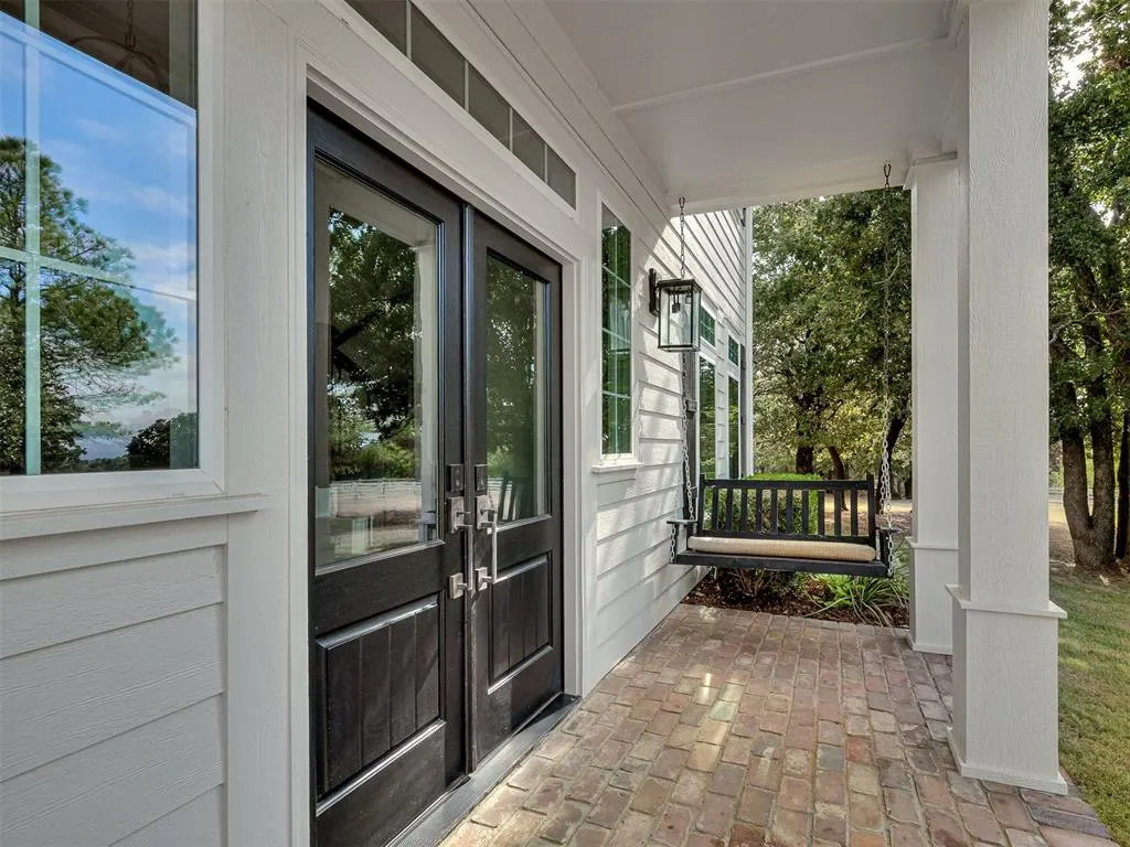Photo 3 — 7725 Sandy Lane, Edmond, OK 73034