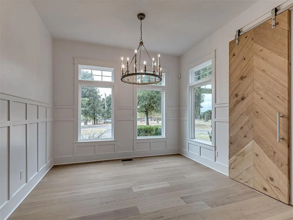 Photo 6 — 7725 Sandy Lane, Edmond, OK 73034