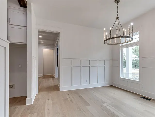 Photo 8 — 7725 Sandy Lane, Edmond, OK 73034