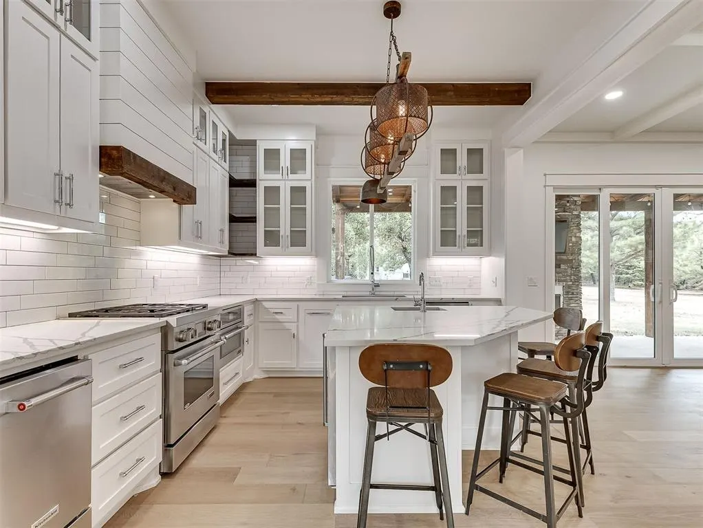 Photo 13 — 7725 Sandy Lane, Edmond, OK 73034