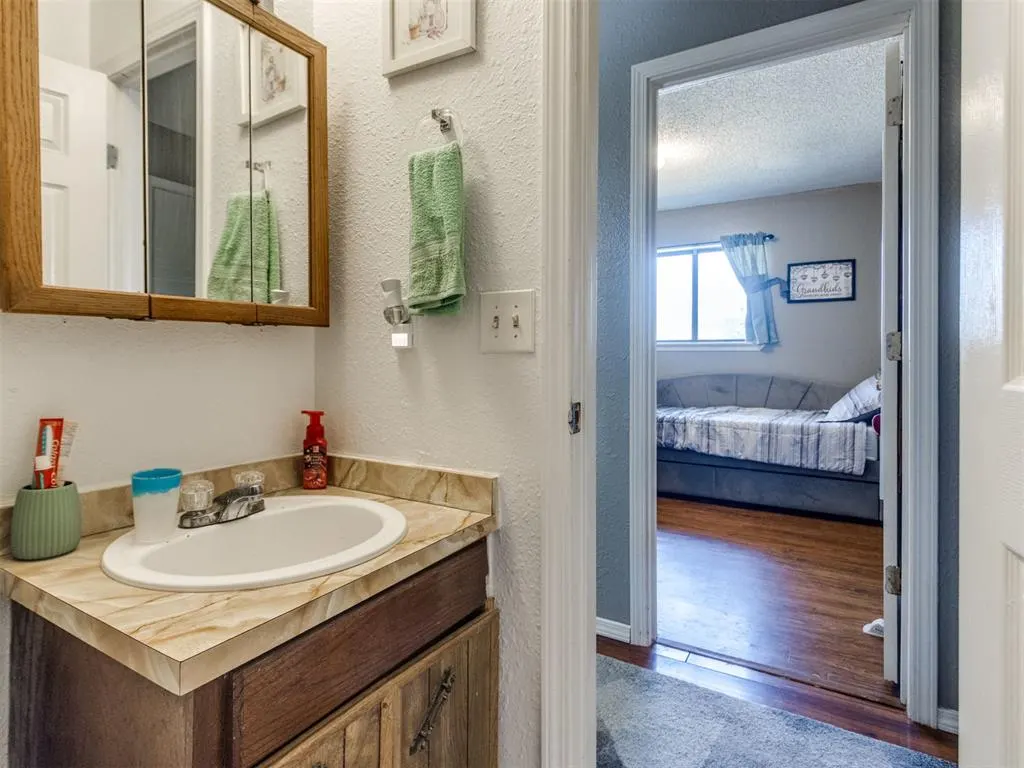 Photo 22 — 604 Meadowlake Drive, Noble, OK 73068