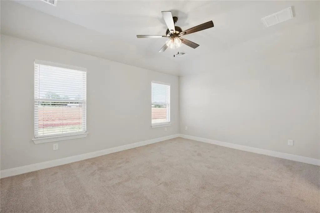 Photo 13 — 11349 NW 162nd Street, Oklahoma City, OK 73078