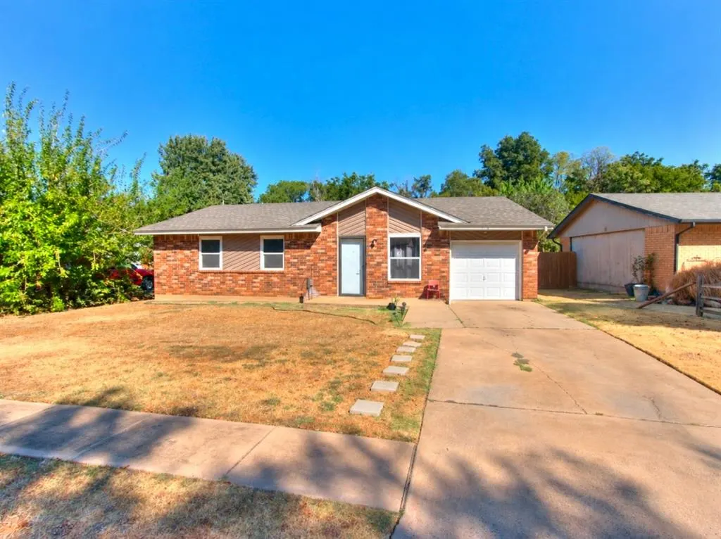 Front exterior — 511 Holsey Drive, Noble, OK 73068