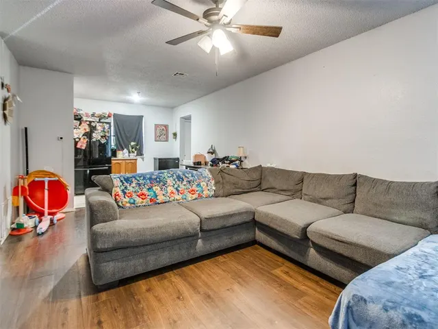 Photo 4 — 511 Holsey Drive, Noble, OK 73068
