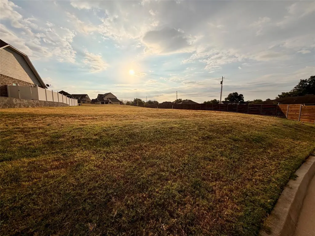 Photo 4 — 1803 Larkin Lane, Shawnee, OK 74804