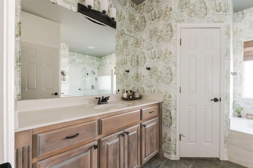 Photo 31 — 717 Fox Tail Drive, Edmond, OK 73034