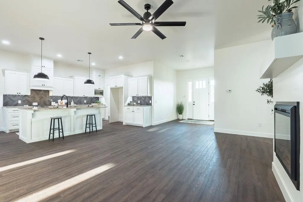 Photo 9 — 1804 Larkin Lane, Shawnee, OK 74804