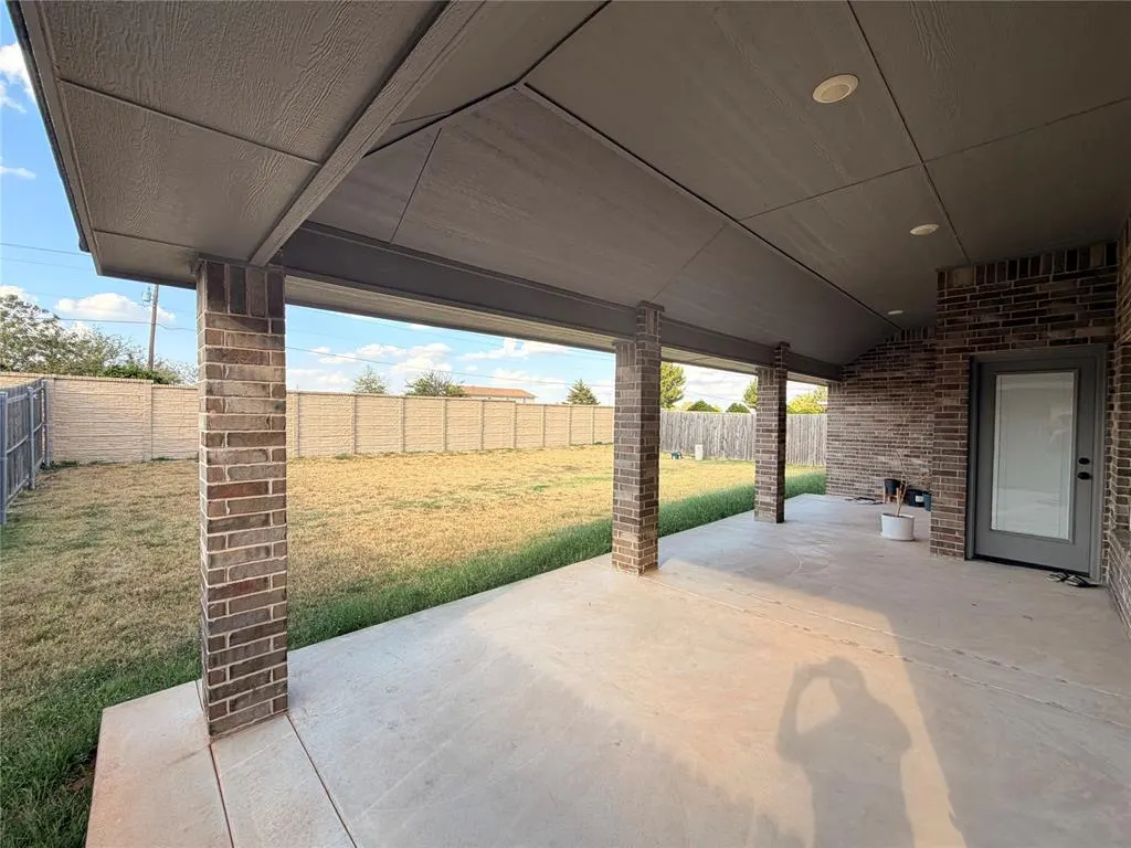 Photo 11 — 6513 NW 150th Terrace, Oklahoma City, OK 73142