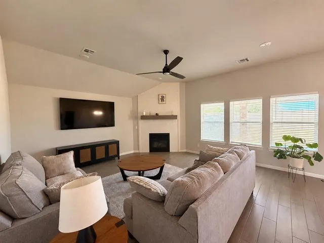 Photo 4 — 6513 NW 150th Terrace, Oklahoma City, OK 73142