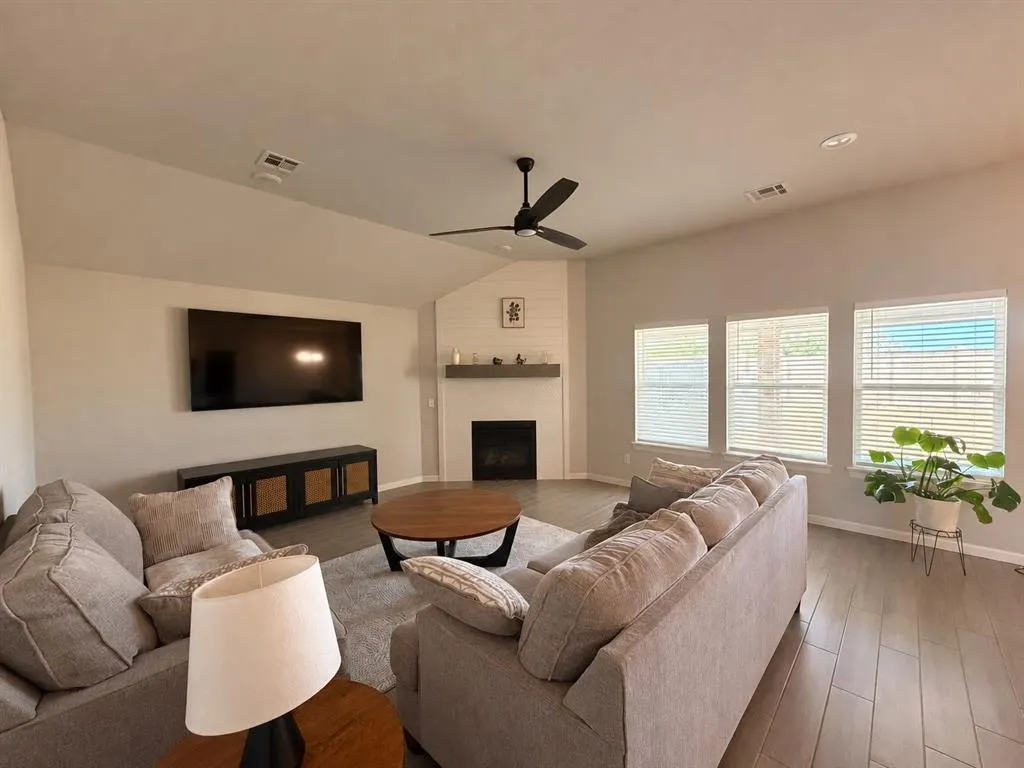 Photo 7 — 6513 NW 150th Terrace, Oklahoma City, OK 73142
