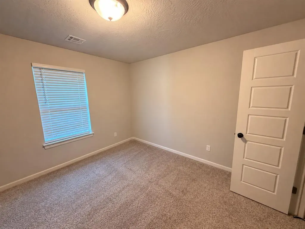 Photo 13 — 6513 NW 150th Terrace, Oklahoma City, OK 73142