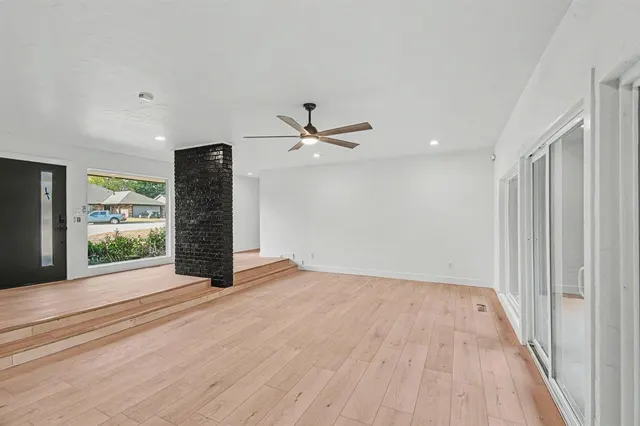 Photo 8 — 11105 NW 112th Street, Yukon, OK 73099