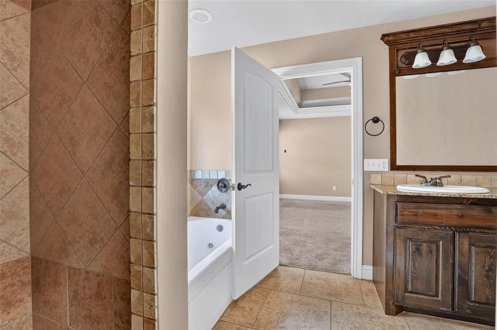 Photo 18 — 2328 NW 154th Street, Edmond, OK 73013