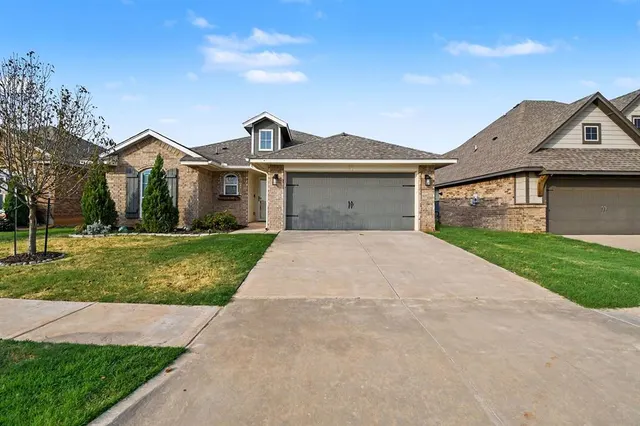 Photo 3 — 18425 Groveton Boulevard, Edmond, OK 73012