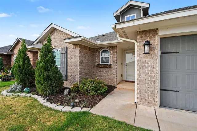 Photo 4 — 18425 Groveton Boulevard, Edmond, OK 73012