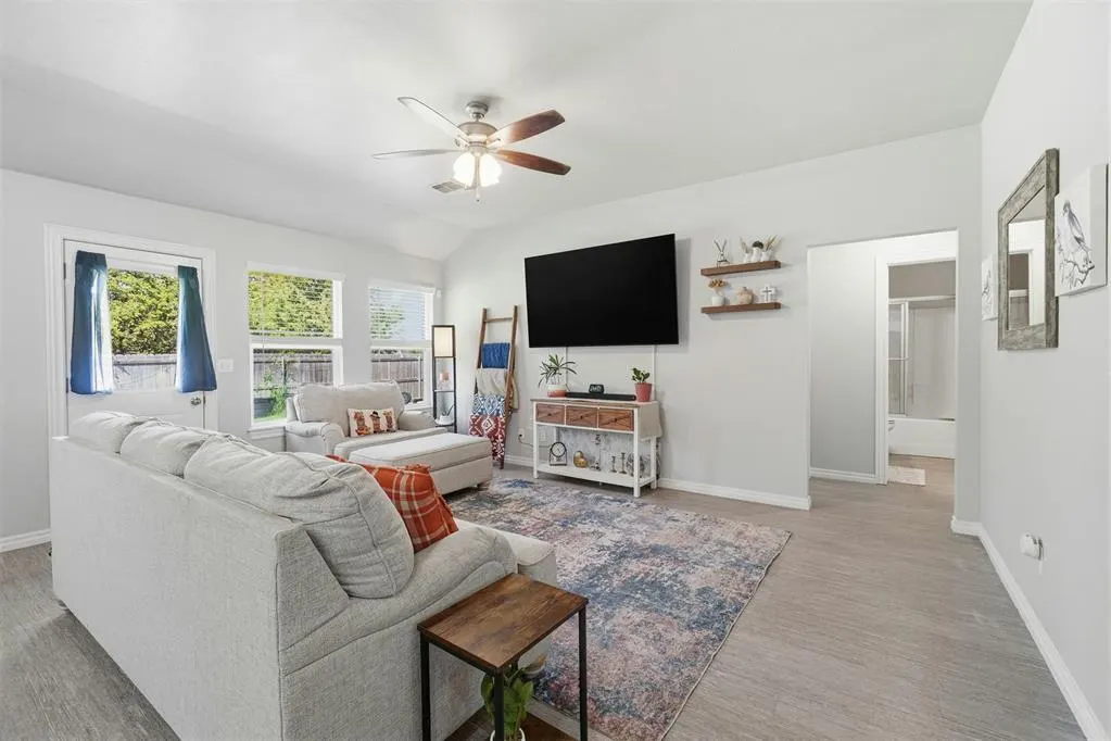 Photo 6 — 1509 Avalon Drive, Altus, OK 73521