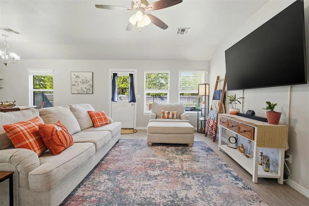 Photo 9 — 1509 Avalon Drive, Altus, OK 73521
