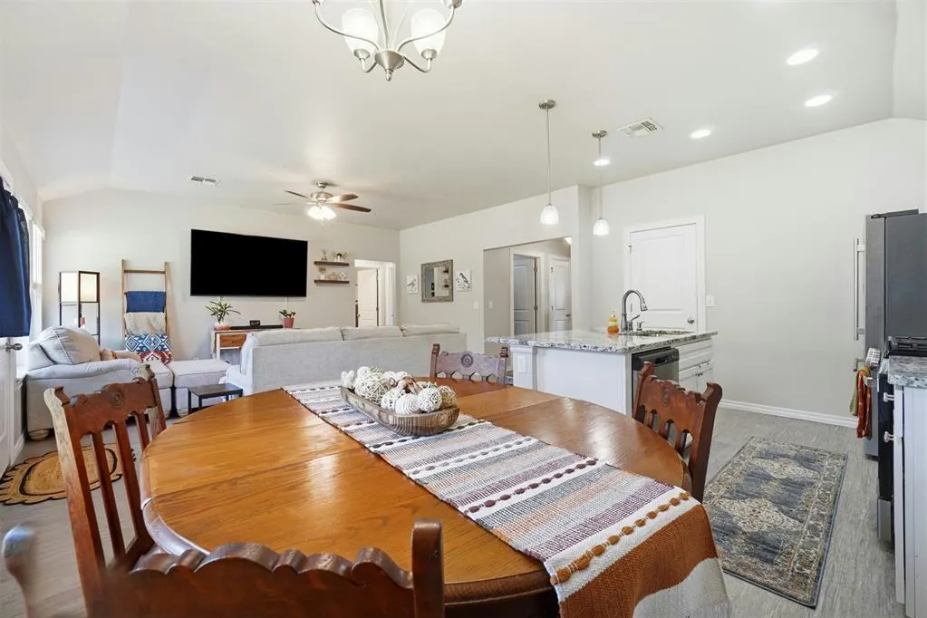 Photo 20 — 1509 Avalon Drive, Altus, OK 73521