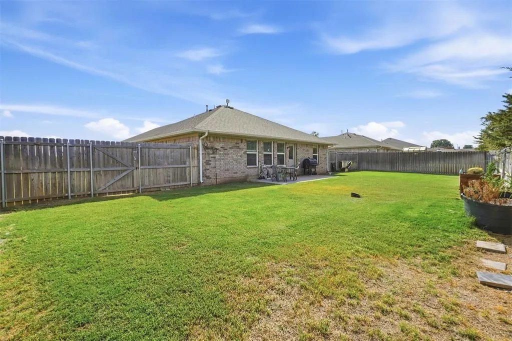 Photo 36 — 1509 Avalon Drive, Altus, OK 73521
