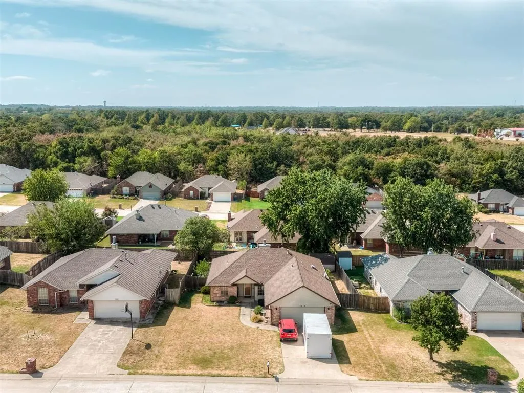 Photo 21 — 1713 N Shawnee Trail, Choctaw, OK 73020