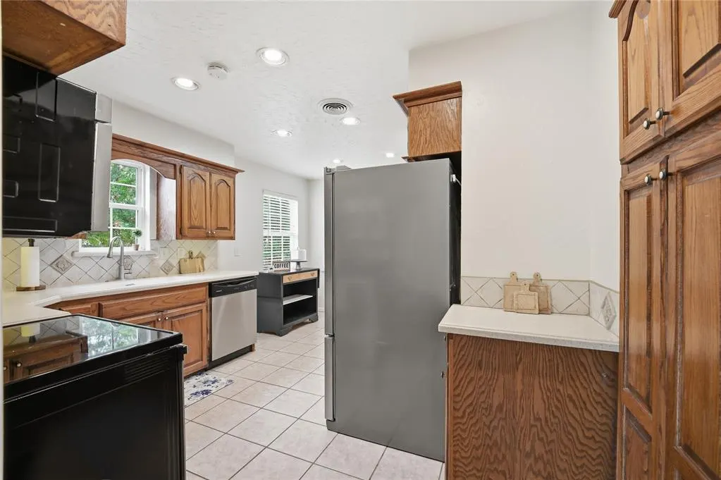 Photo 18 — 6906 NW 59th Street, Bethany, OK 73008
