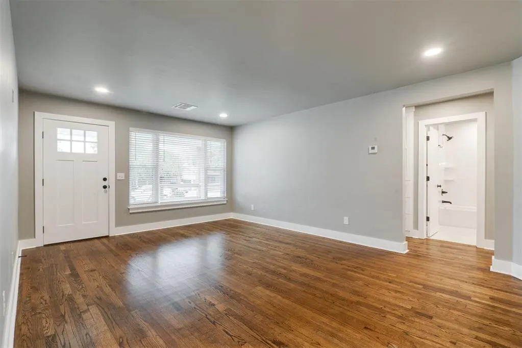 Photo 13 — 2000 Andover Court, The Village, OK 73120
