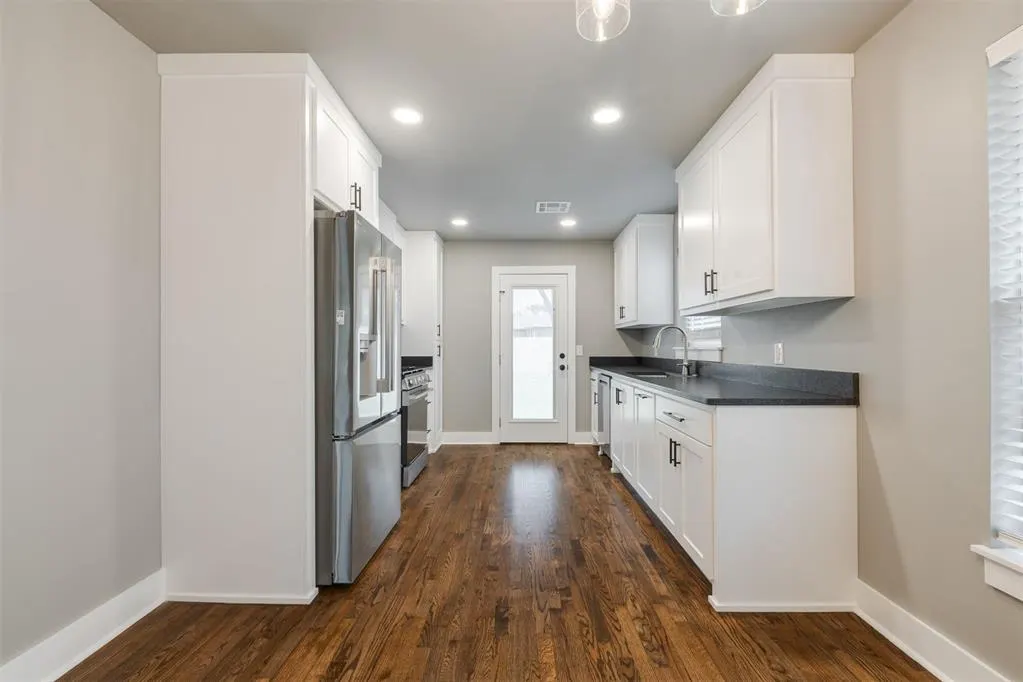 Photo 18 — 2000 Andover Court, The Village, OK 73120