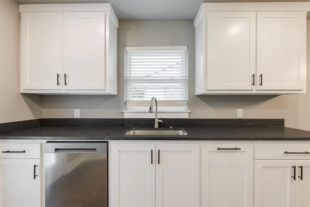 Photo 26 — 2000 Andover Court, The Village, OK 73120