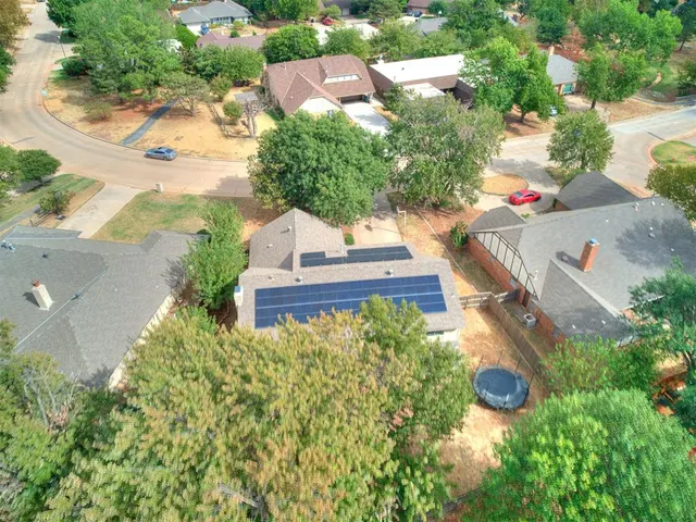Photo 5 — 11805 N Woodbridge Road, Oklahoma City, OK 73162