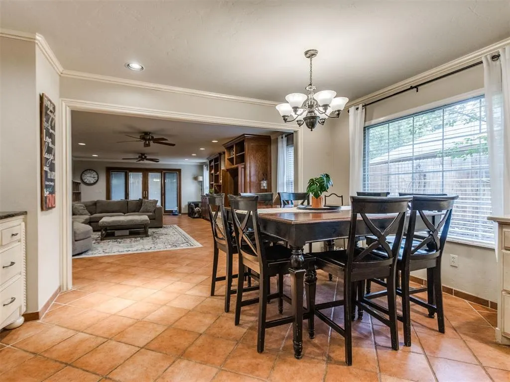 Photo 11 — 11805 N Woodbridge Road, Oklahoma City, OK 73162