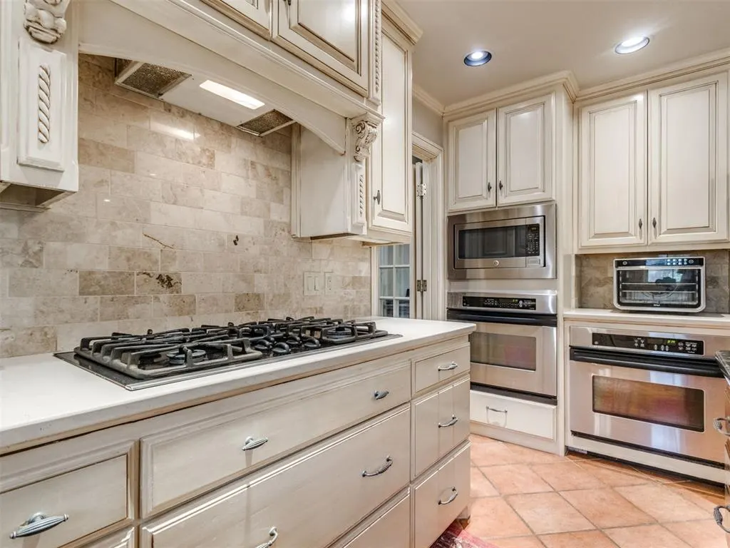 Photo 15 — 11805 N Woodbridge Road, Oklahoma City, OK 73162