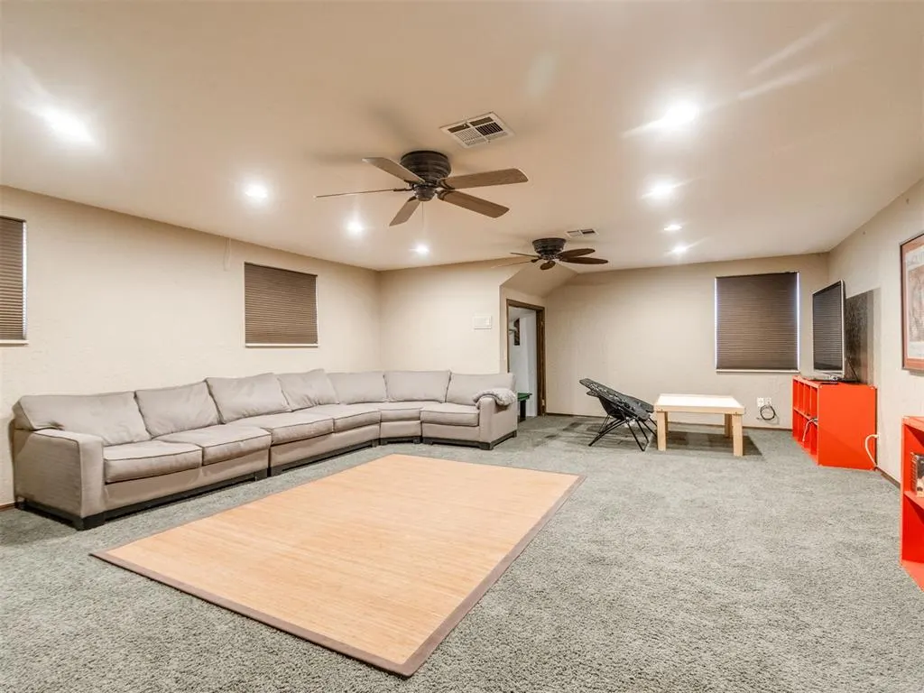 Photo 38 — 11805 N Woodbridge Road, Oklahoma City, OK 73162