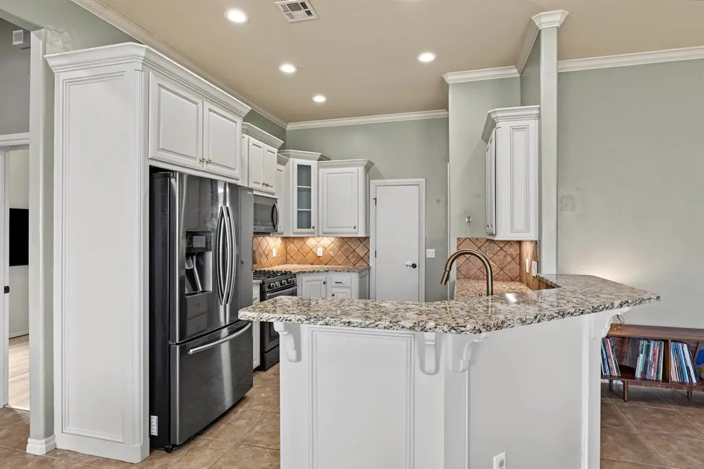 Photo 3 — 16387 SW 23rd Street, El Reno, OK 73036