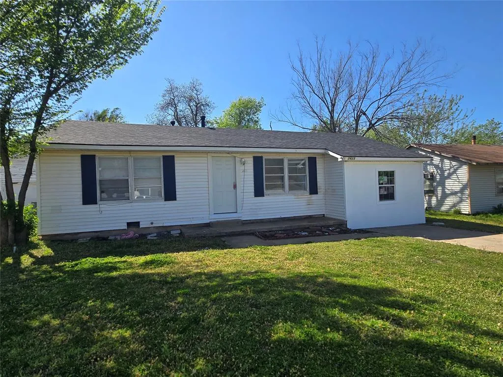 Front exterior — 3425 Willow Creek Drive, Midwest City, OK 73110
