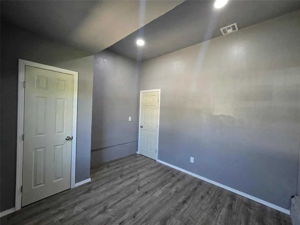 Photo 6 — 3425 Willow Creek Drive, Midwest City, OK 73110