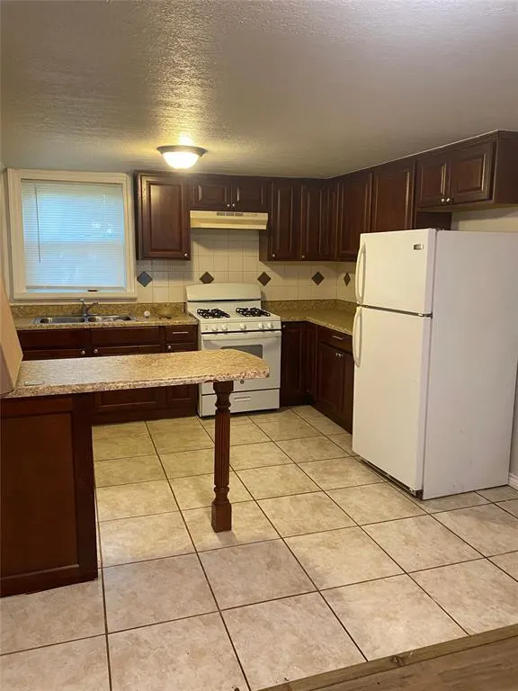 Photo 19 — 216 NE 4th Street 216, 218, Blanchard, OK 73010