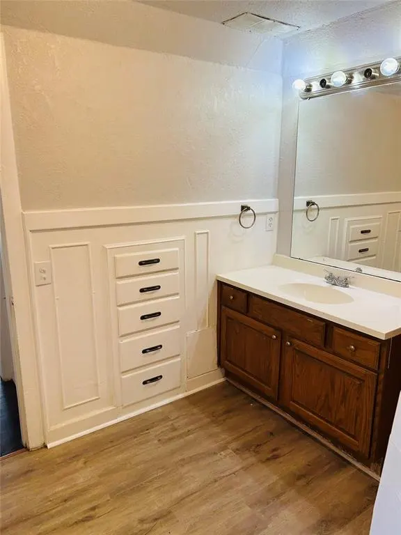 Photo 27 — 216 NE 4th Street 216, 218, Blanchard, OK 73010