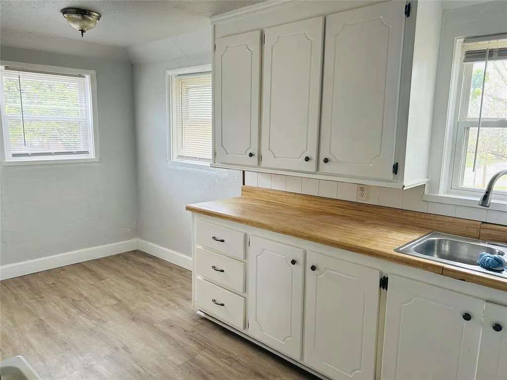 Photo 31 — 216 NE 4th Street 216, 218, Blanchard, OK 73010