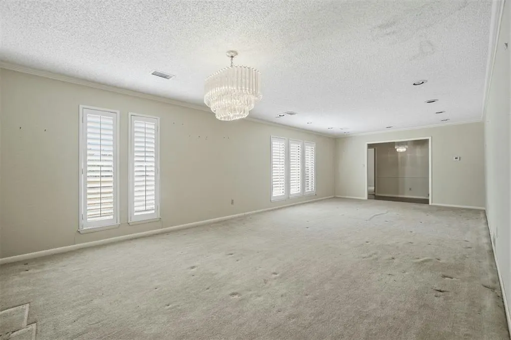 Photo 9 — 525 Lakeside Drive, Altus, OK 73521