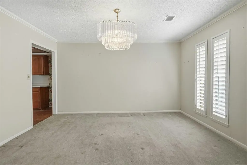Photo 10 — 525 Lakeside Drive, Altus, OK 73521
