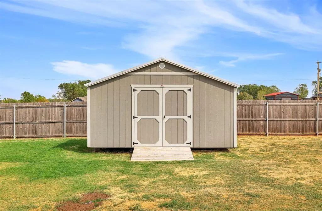 Photo 27 — 1938 Eli Avenue, Tuttle, OK 73089