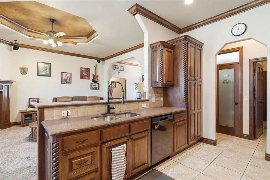 Photo 8 — 12833 NW 6th Street, Yukon, OK 73099