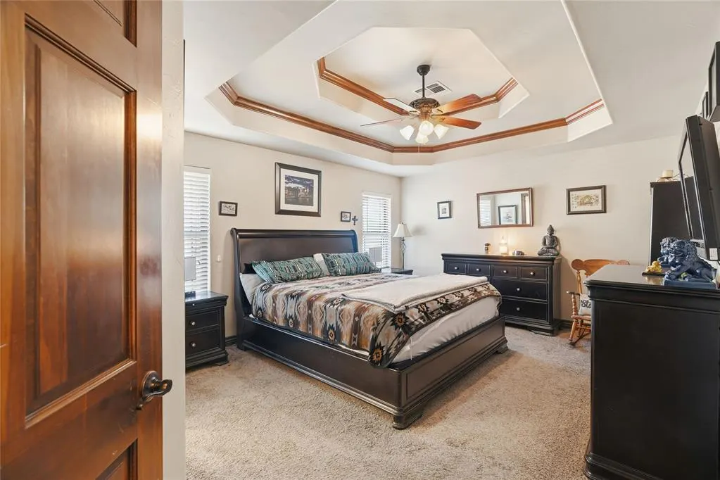 Photo 11 — 12833 NW 6th Street, Yukon, OK 73099