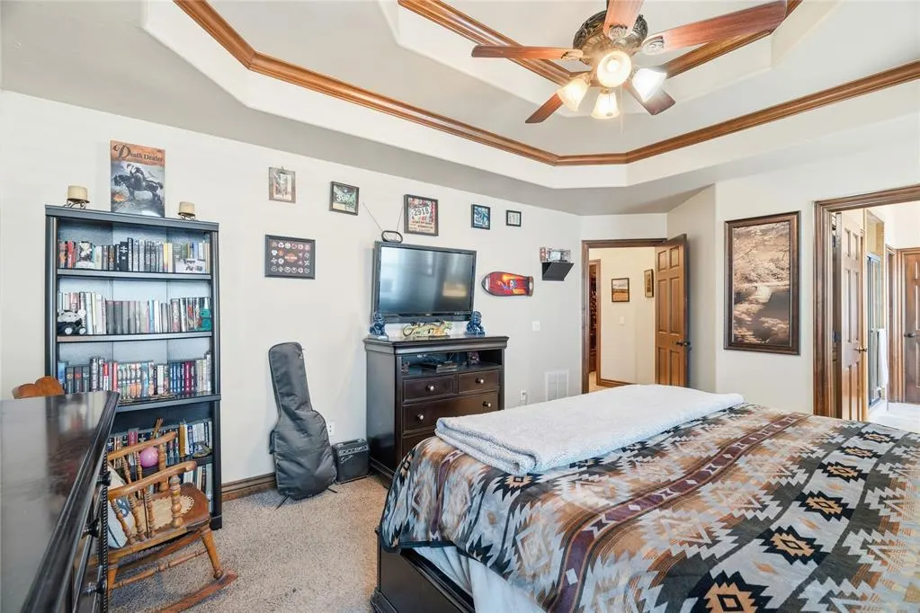 Photo 12 — 12833 NW 6th Street, Yukon, OK 73099