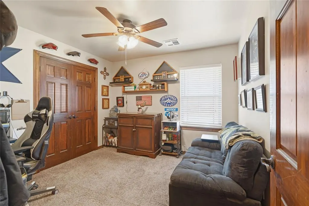 Photo 17 — 12833 NW 6th Street, Yukon, OK 73099