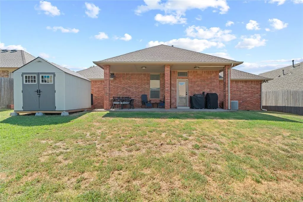 Photo 23 — 12833 NW 6th Street, Yukon, OK 73099