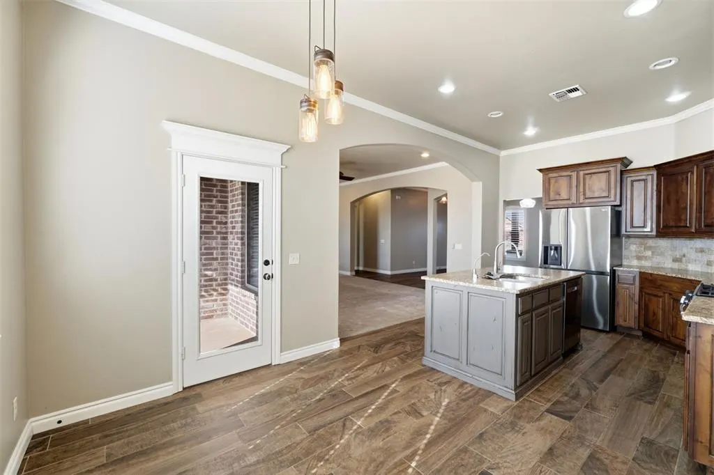 Photo 9 — 3613 Regal Drive, Altus, OK 73521