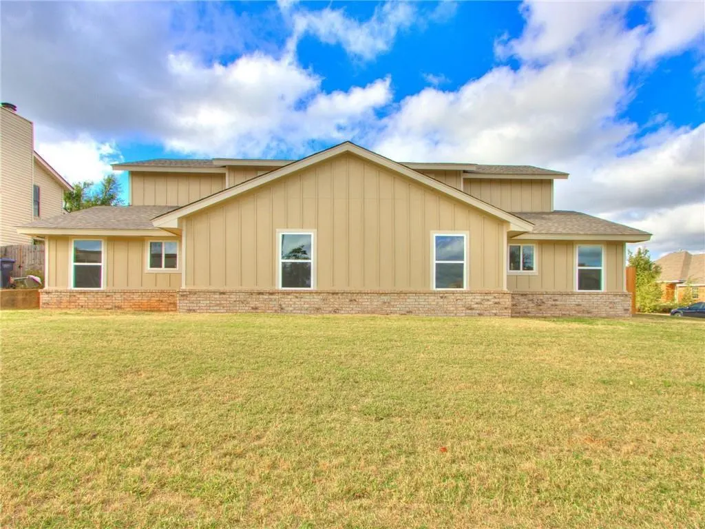 Front exterior — 6719 Lyrewood Lane, Oklahoma City, OK 73132
