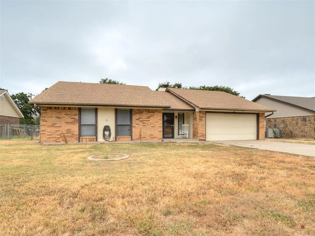 Photo 3 — 955 Buckwood Drive, Choctaw, OK 73020