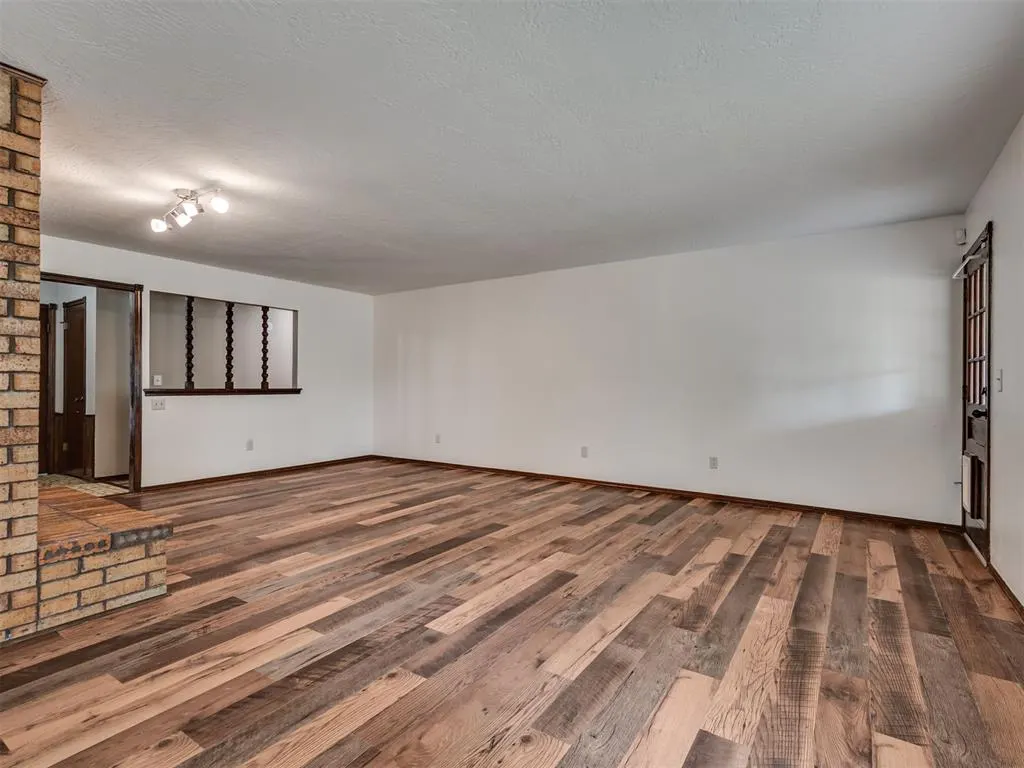 Photo 9 — 955 Buckwood Drive, Choctaw, OK 73020